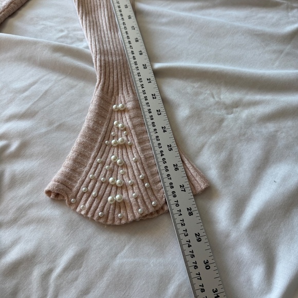 Melanie Lyne Long Sleeve Ribbed Bell Cuff Sweater Light Salmon Size Small Pearls - Picture 11 of 16